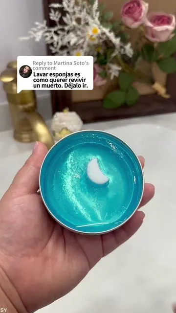 Si tus brochas se ven así… necesitas limpiarlas YA #brochas #maquillaje #rutinalimpieza #lavarbrochas #tiktokbelleza 