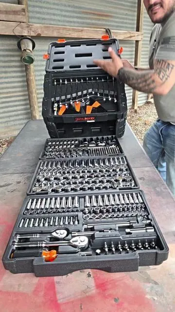 vevors 440 piece mechanics toolset. ultimate tool set for mechanics or everyday use @VEVOR Automotive Store  #mechanic  #toolset  #tools  #vevor  #mechaniclife 
