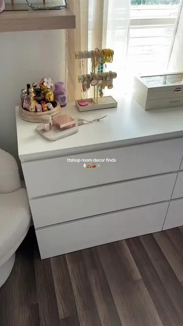#roomdecor #roomtour #girlythings #tiktokshopcreatorpicks #roommakeover 