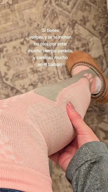 #mediasdecompresion #compressionsocks  #calcetasdecompresión  #compresion #tiktokmademebuyit 