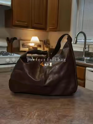 The OG 🤎☕️🍂 #purse #pursetok #leatherbag #crossbodybag #shoulderbag 
