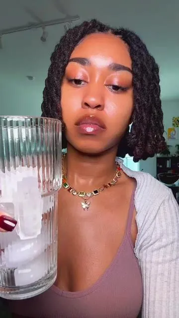#tiktokshopcreatorpicks #favoriteproducts #thingsidontregretbuying #matchaathome #coldfoamathome 