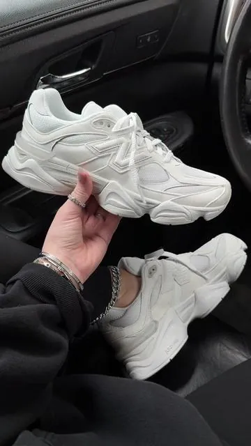 #newbalance9060 #tiktokshopcreatorpicks #tiktokshopstockup #TikTokShopSpringGlowUp #sneakers 