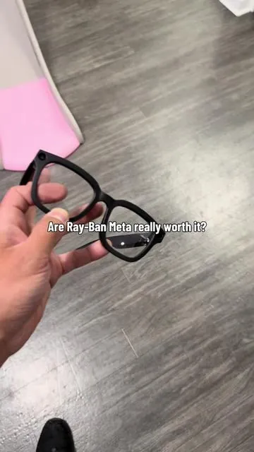 Are the Ray-Ban WAYFARER Smart AI Glasses actually worth it? #raybanmeta #aiglasses #cameraglasses #smartglasses #raybanwayfarer 
