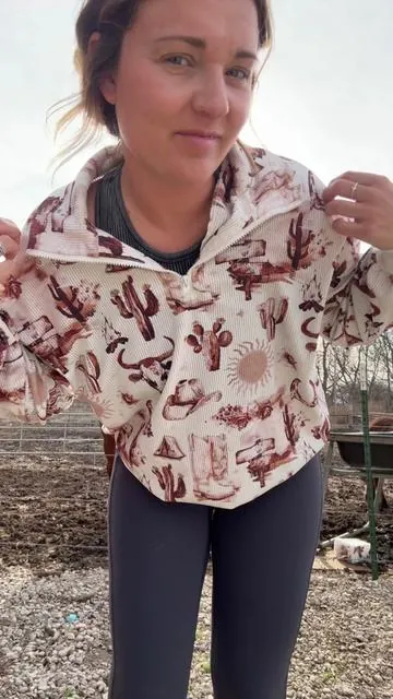 Such a fun quarter zip for Spring! #western #westernfashion #springfashion 