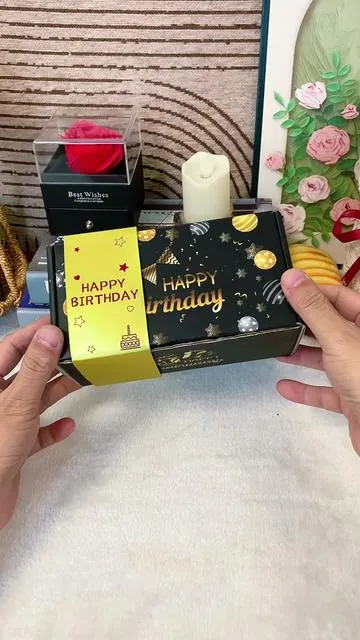 Birthday surprise explosion box. #BirthdaySurprise  #CreativeGift p#signaturegift  #SurpriseBox #BirthdayGift 