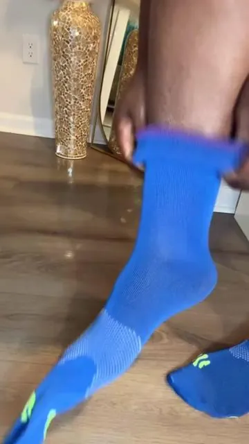 There on sales now / price will change soon #compressionsocks #compressionsocksbenefits 