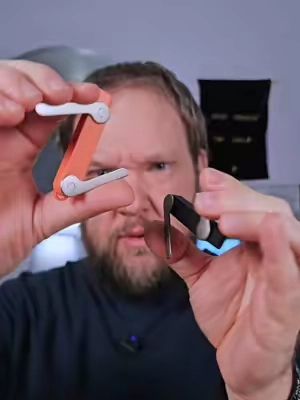 Can't believe it took this long to invent this! #basemo #charger #phonecharger #gamertok #techtok 