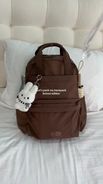 New color alert🤎🔔 the backpack that keeps you one step ahead 💫#schoolbag #backpack #packwithme #studentlife #backtoschool 