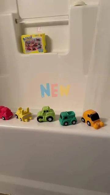 Brand new just released bath toys! #bathtoy #toddlertoys #lightupbathtoys #grandmas #tiktokshopcreatorpicks 