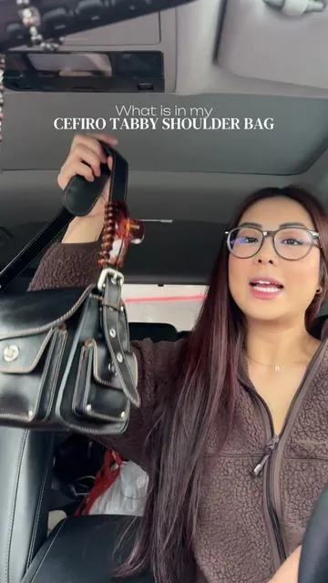 Finally got the viral tiktok bag and I’m so pleased! I can’t wait to personalize it 💕 @CEFIRO BAGGIE BAG #shoulderbag #tiktokshop #everydaybag #pursetok #wimb