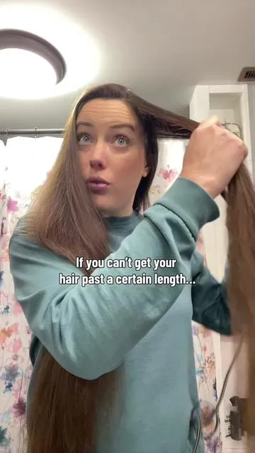 For years my hair would not grow past a certain length. I thought my hair just “wouldn’t grow.” Turns out I was missing two things: • scalp support • protecting my ends Once I fixed both, everything changed 🫶 #hairgrowthtips #hairgrowthjourney #longhairgoals 