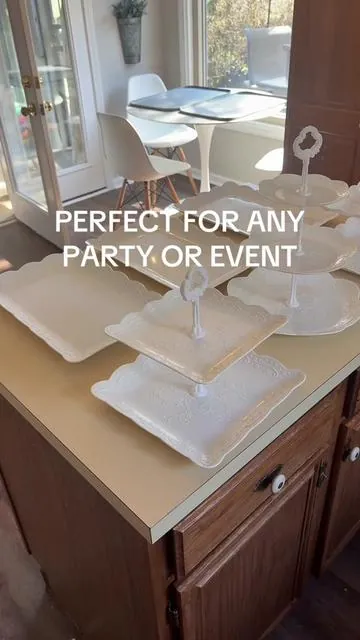 Hosting soon? Your food table just leveled up 🤍✨ This 6-piece scalloped platter set makes entertaining look effortless. You get 3 tiered stands (2-tier + 3-tier) plus three rectangular platters—perfect for cupcakes, charcuterie, cookies, appetizers, or party treats. 🍾 The elegant scallop edges give that classy party look without the stress, and they come in white or pink to match any theme. Baby showers, birthdays, holidays, brunch, girls’ night… handled. Make your table the one everyone talks about. Tap the cart and grab yours before your next event! 🛒🎉 #tiktokshopfinds #partyhosting #entertainingmadeeasy #partysetup #hostessmusthaves