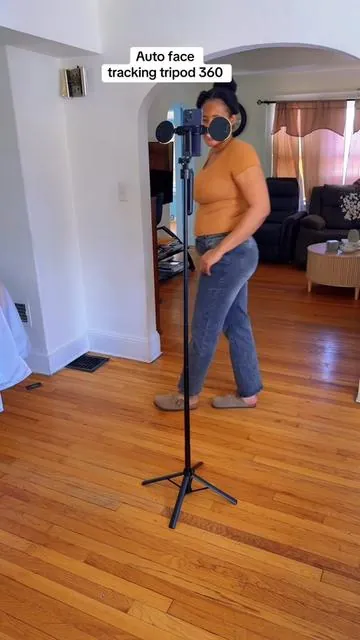 This tripod is a content creator must have #autofacetracking #tripod #phoneholder #contentcreator #tiktokshop 