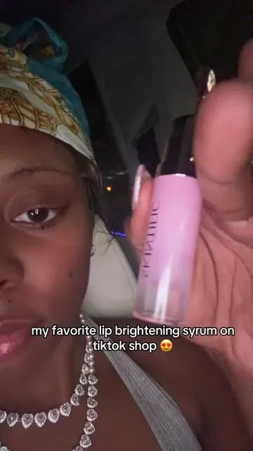 if you have dark lips or even smoker lips u need this!! #fyp #trending #tiktokshop #lipbrightening 