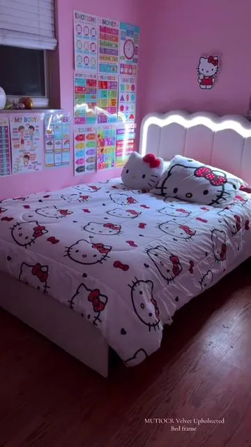 MUTIOCR Velvet Upholstered Bed frame #springbreak #tiktokshopcreatorpicks #tiktokshopglowup #TikTokShopSparkCreator #bedframe 