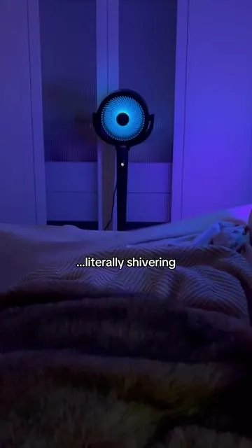 Like sleeping in Alaska 🥶#sleephacks #sleeping #sleep #goodsleep #fan #towerfan #sleephack 