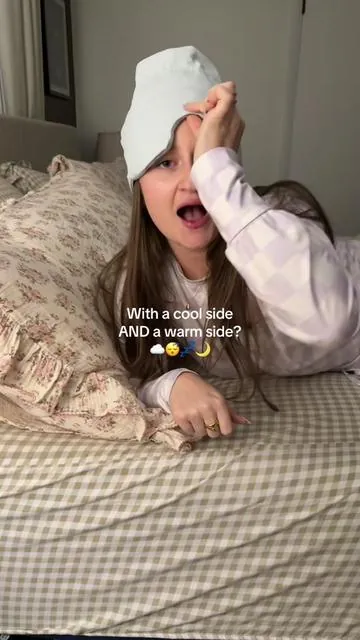 It’s like take their cooling blanket, and turn it into a weighted eye blanket. I’m about to sleep gooodddd 😴 #mellowsleep #mellowsleeplightsout #weightedeyemask #lightsoutweightedeyemask #tiktokshopspringglowup 