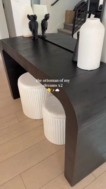 The price 😮‍💨🤯 #ottoman #storagehack #storageottoman #aestheticdecor #tiktokshopcreatorpicks 