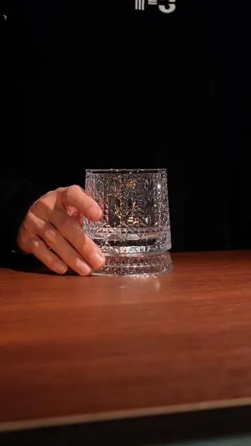 The deeper the night, the richer the color.🧊🥃🎵#Tipsy #WhiskeyGlass #Whiskey #drink #glass #cup 
