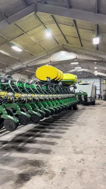 Now we are ready for spring! #skyrover #dronetok #farmtok #springplanting #johndeere 