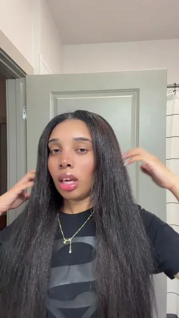 A good blow dry is necessary for any type of straight hair style #blowdrybrush ##straighthairroutine