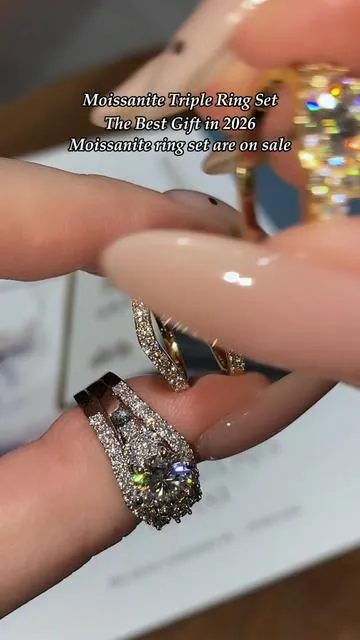 The Best Gift in 2026💫Moissanite ring set are on sale #delzzad #moissanite #affordable #jewelry #giftideas #fyp #foryoupage #dealsforyoudays #moissanitering #ring #engagementring #weddingring #tiktokshop #nontarnishjewelry #ringset 