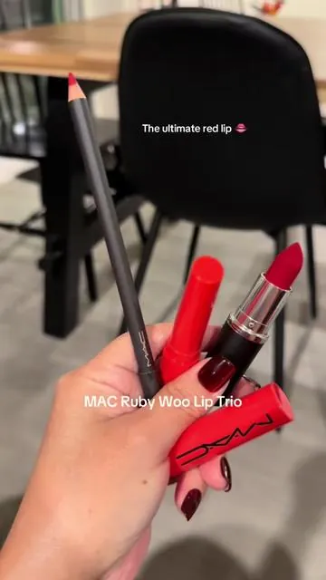 #rubywoo #macrubywoo 