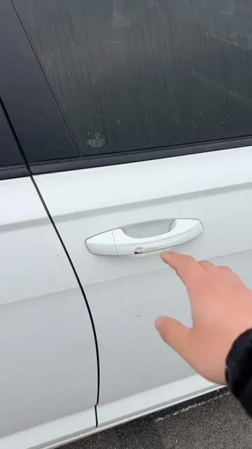 The magic tool that makes your car clean and tidy!#car #Tiktokshop #driving #automobile #repairs 