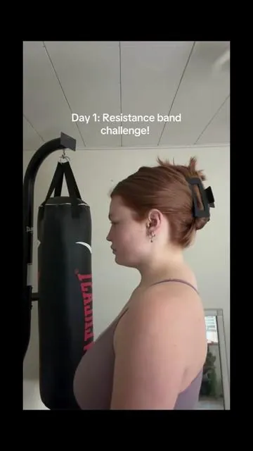 Day 35/60  Day 35 Check in vs Day 1: do you notice a difference? 
