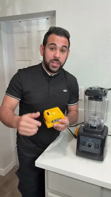 Generador dewalt #dewalttools #generadorelectrico #homeessentials #portablepowerinverter #dewalt20v 
