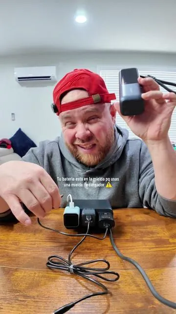 El Anker Nano 45W Smart Display Charger está durísimo. Tiene pantalla que reconoce tu iPhone y te muestra el estado de carga mientras carga rápido. #TikTokShopCreatorPicks #TikTokShopStockUp #TikTokShopSpringGlowUp #Anker #FastCharger anker nano 45w charger, anker smart display charger, usb c fast charger iphone, cargador rápido 45w usb c, anker nano charger, iphone fast charger