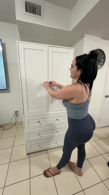 #closet #tiktokcontentcreator #TikTokShopStockUp #tiktokshop #creatorsearchinsights 