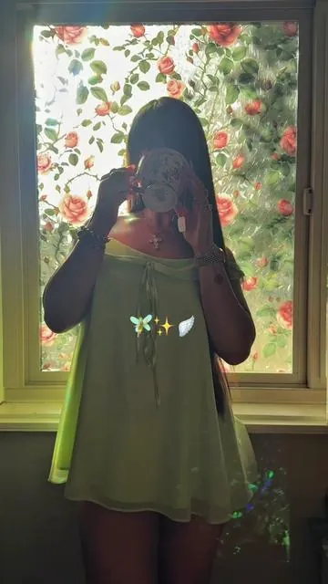 Feeling like a fairy in this dress🧚🏻✨ #dress #dressup #fairy #easter #ootd 
