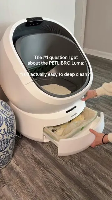 If you have multiple cats, you know the struggle. You’re supposed to monitor their pee and poop for health changes… but when they all use the same litter box, how do you know which cat it came from? That’s what makes the Petlibro Luma Smart Litter Box interesting. It’s AI-enabled and recognizes which cat is using the litter box each time they go. It tracks visits in the app, analyzes # 1 vs # 2, and logs bathroom habits so you can actually see patterns. If something changes — like how often they go or how long they stay — you can catch it earlier. And because there’s a built-in camera, you can even check the litter box remotely and see what’s happening in real time. For multi-cat homes, this solves one of the biggest questions: Which cat is actually having the problem? Less guessing, cleaner setup, and a better way to keep an eye on your cat’s health.  #S#SelfCleaningLitterBoxP#PetlibroLumaMultiCatHome  #t#tiktokshopcreatorpicksTikTokShopSpringGlowUp