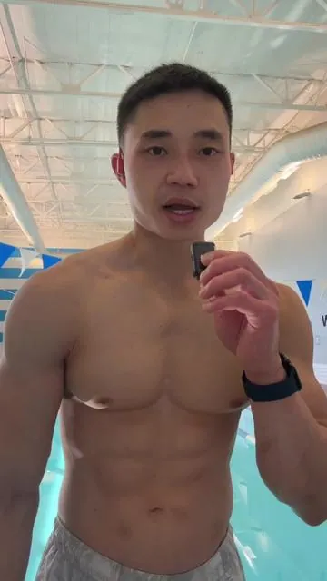 Headphones you can wear in & outside the water @Shokz Sports #openswimpro #swimmingheadphones 