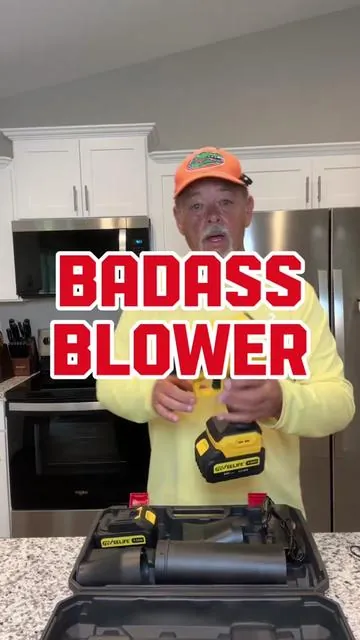 My favorite new blower! #blower #leaves #driveway #tiktokshopstockup #tiktokshopcreatorpicks @GEVEELIFE Direct 