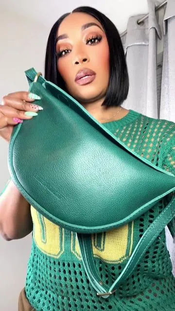 @Portland Leather yasss the quality!!!!!! #tiktokshopcreatorpicks #tiktokshopstockup #tiktokshopspringglowup #leatherslingbag #koalaslingbag 