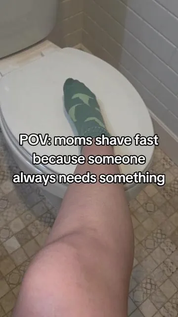 Moms can relate when you need a quick shave #electricrazor #shaver #quickshave 
