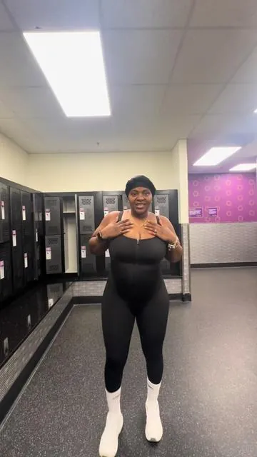 @She’s Waisted Size Medium 