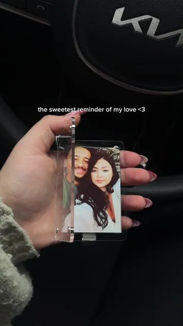 Cutest way to show off my partner 💕 #couples #thoughtfulgifts #personalizedgifts #couplestok #couplegoals 