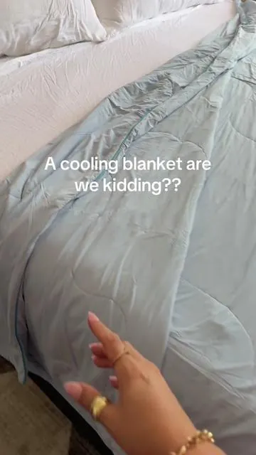 #coolingblanket #cooling #hotsleeper #bedsureblanket #blanket 