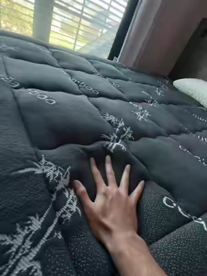 It upgrades your sleep quality so much. It feels like a luxury bed. #bamboomattresstopper #hotelbed #mattress #sleep 