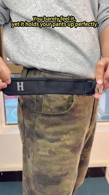 Say goodbye to the heavy belt buckle! This buckle-free elastic belt keeps your pants secure and comfortable, with a clean and invisible look. Perfect for daily use or outdoor activities! #YCZ  #YCZPerfume #belt  #NewDropsForYou  #BuckleFreeBelt 
