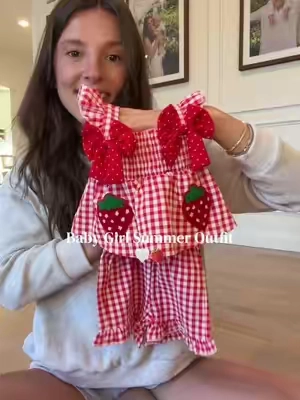 The cutest outfit for your baby girl!🍓🤍 #babygirl #babyoutfit #summeroutfits #kidsclothes #vacationoutfits