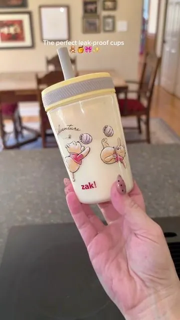 The perfect leak proof cups for you prince and princesses ✨️ #kidscup  #leakproof  #kidsoftiktok  #toddlersoftiktok  #kidstumbler 