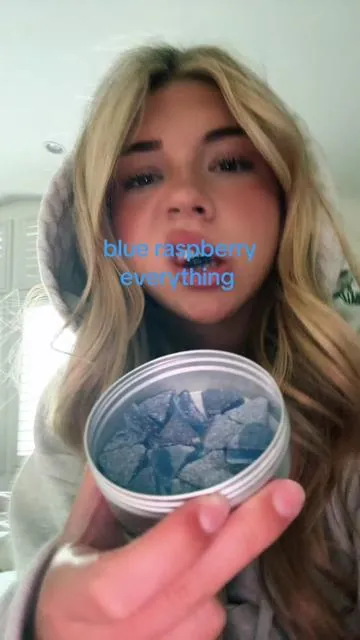 good #sourcandy #sour #blueraspberry #foryoupage #fyp 
