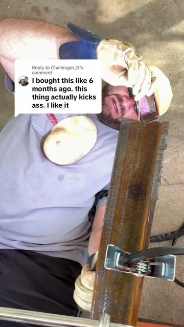Replying to @Challenger_G #weld #welding #welder #weldingmachine #bluecollar 