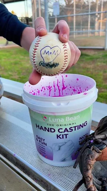 This is the kind of Mother’s Day gift she’ll never forget 🥹 Turning a simple moment into something she can keep forever. This hand casting kit is such a special way to capture memories with your kids and create something meaningful that lasts way beyond just one day. #baseballlife #baseballmom #mothersdaygiftideas #mamasboy #tiktokshopspringglowup @Luna Bean 