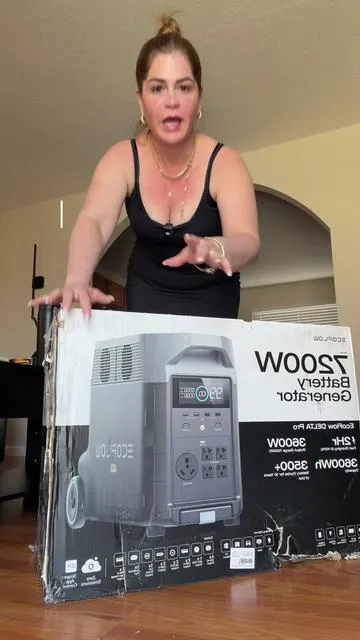 Si estás buscando una planta eléctrica potente de verdad, esta es otra liga 🔥 La DELTA Pro de EcoFlow viene con 3600Wh de capacidad y 3600W de salida, perfecta para conectar equipos de alto consumo sin complicarte. Puedes usarla para refrigerador, aire portátil, televisor, luces y mucho más, dependiendo del consumo de cada equipo en tu casa. Además, carga rápido, es portátil dentro de su tamaño y es una de las opciones más completas si buscas respaldo de energía real en casa o para tu familia. Debajo de mi nombre te dejo la opción disponible para que revises todos los detalles ✔️ #EcoFlow #PlantaElectrica #EnergiaPortatil #SinLuz #TikTokShop